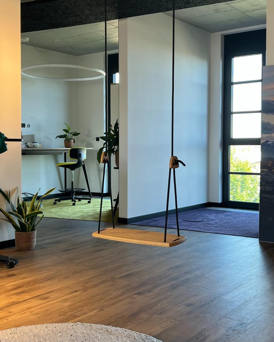 view inside the lingoking office