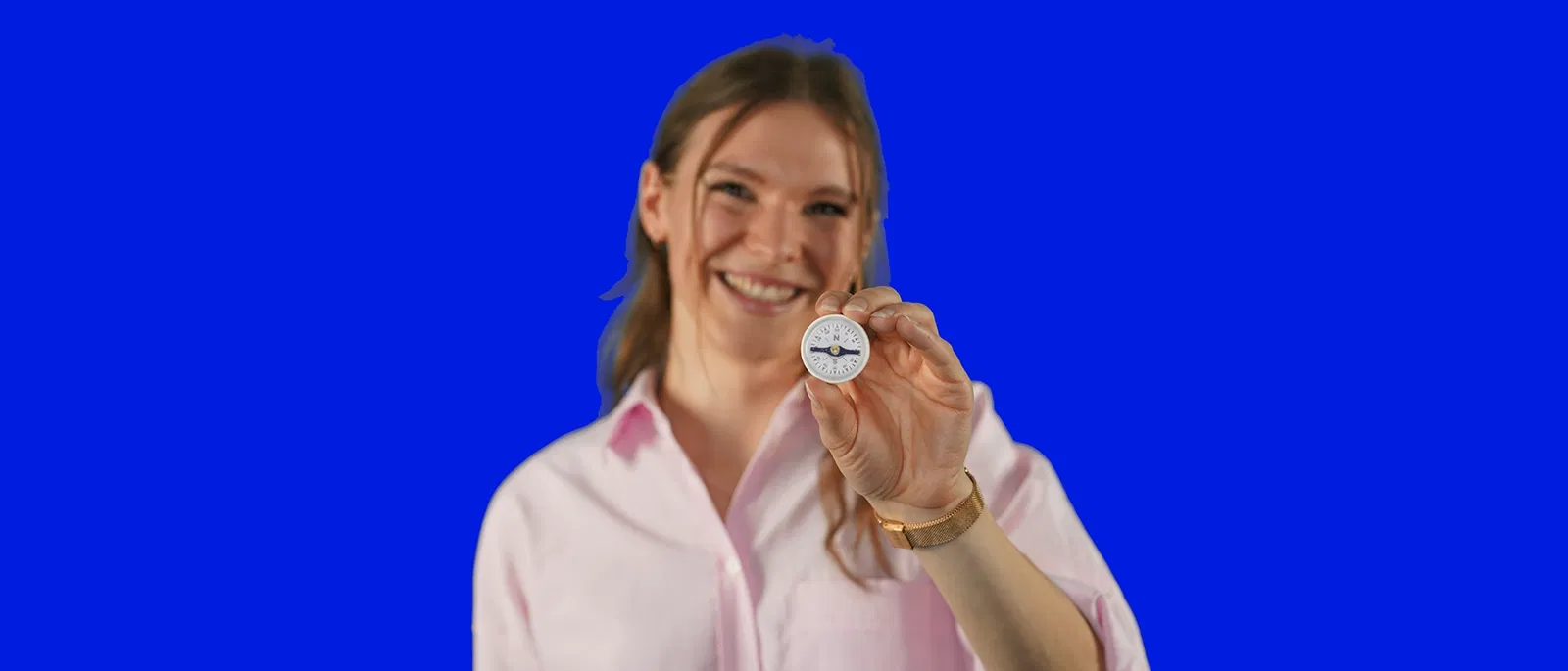 lingoking employee holding a compass